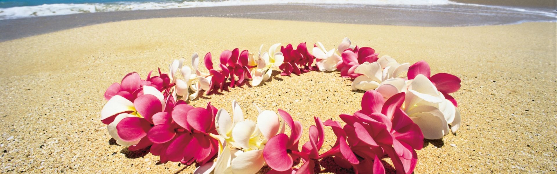 00235.Plumeria Lei Beach